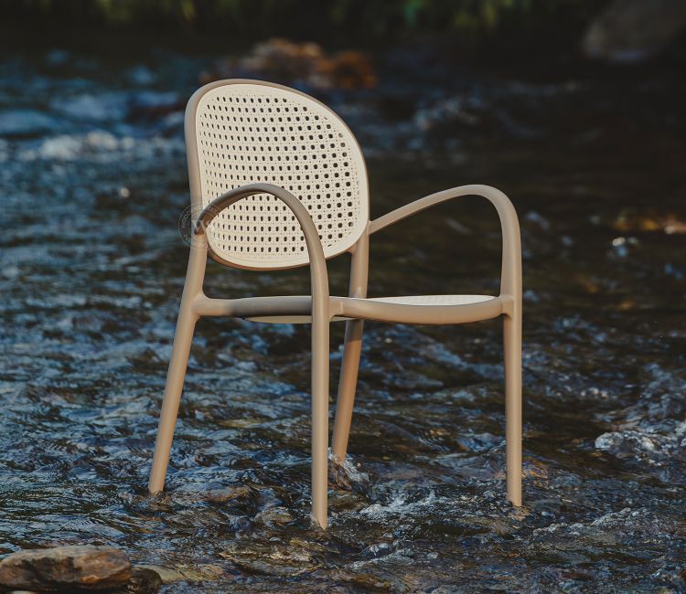 Avelis Premium Outdoor Chair with Rattan-Style Weave &amp; PP Durability (Grey)