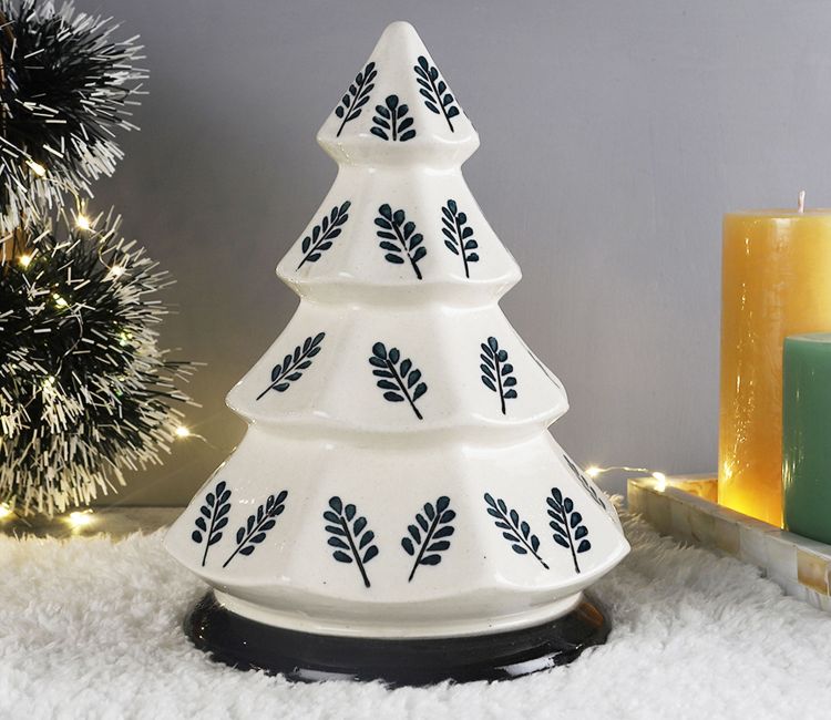 Hand-made Green Leaves Ceramic Christmas Tree Designer Tea Serving Tray Online at Lowest Price in Bangalore, Mumbai, Chennai