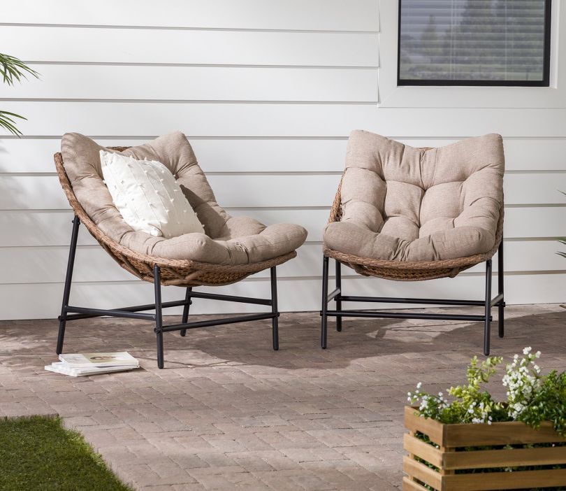 Beige Rattan And Wicker Chair Set With Cream Cushion